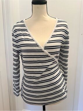 GAP Wrap Front Top